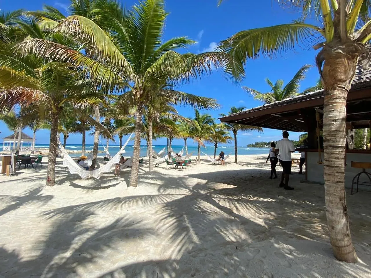Värdshus Hospitality Expert Bts 5 - Pool Beach & Bar Montego Bay Jamaica