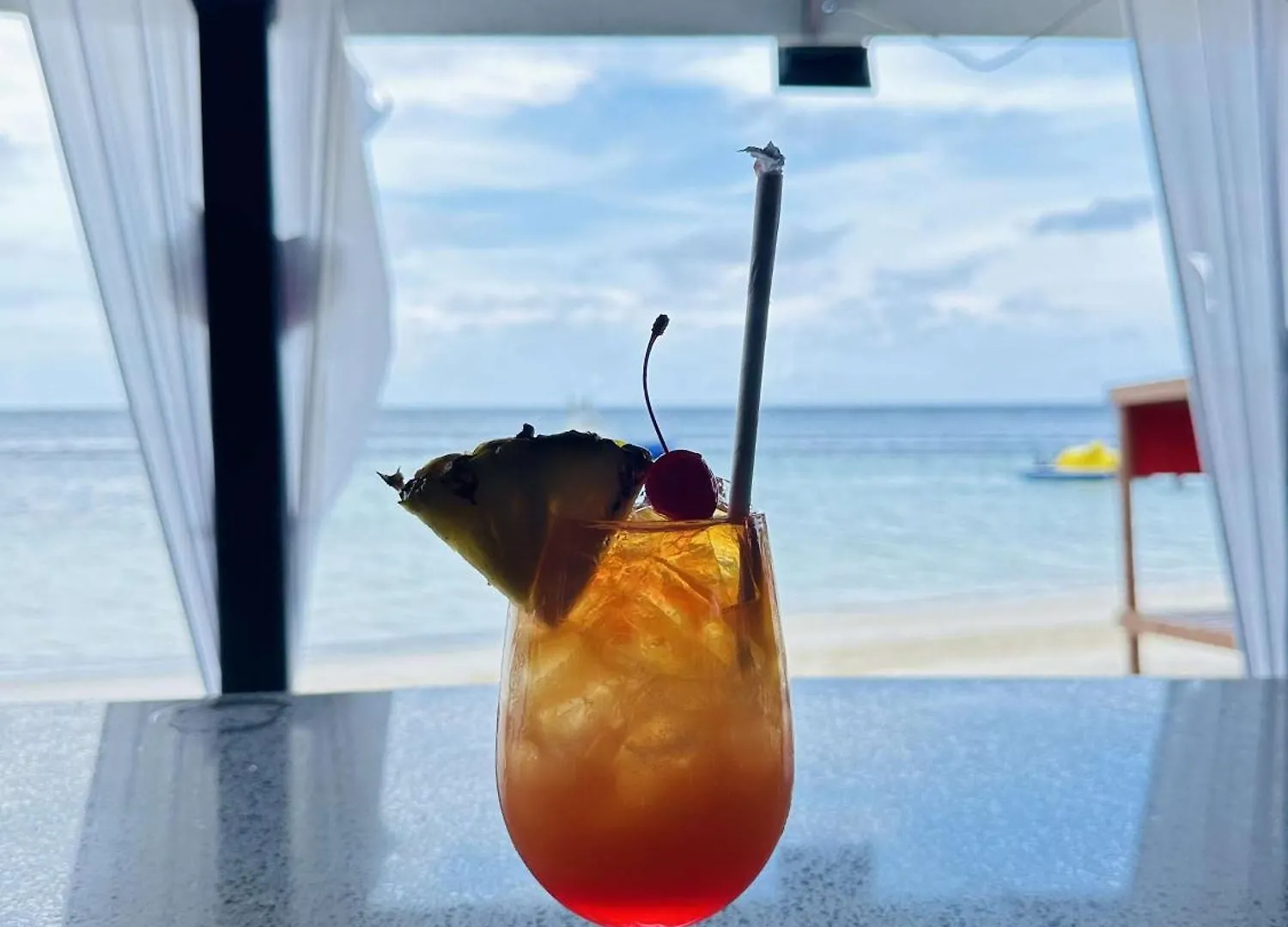 Värdshus Hospitality Expert Bts 5 - Pool Beach & Bar Montego Bay