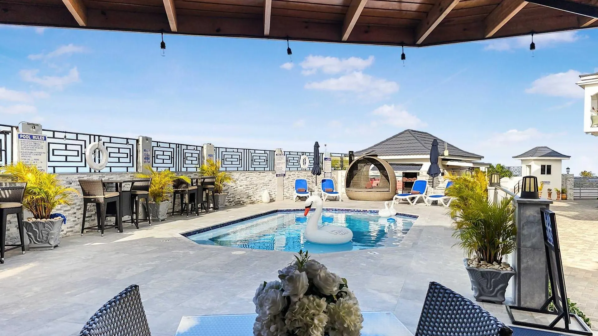 Hospitality Expert Bts 5 - Pool Beach & Bar Montego Bay Värdshus